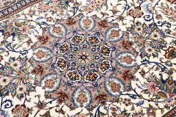 Close-up detail of New Isfahan rug from Iran / Persia showing Cork weave