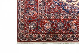 Corner detail of 1930s Isfahan rug showing border pattern and Wool pile
