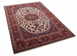 Corner detail of 1930s Isfahan rug showing border pattern and Wool pile
