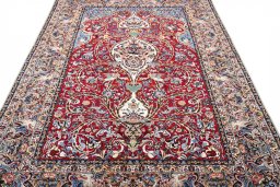 Close-up detail of New Isfahan rug from Iran / Persia showing Cork weave