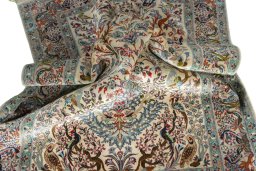 Backside of handmade 1970s Isfahan rug showing knot structure and weave density