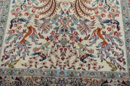 Close-up detail of 1970s Isfahan rug from Iran / Persia showing Cork weave