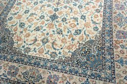 Close-up detail of 1970s Isfahan rug from Iran / Persia showing Cork weave