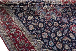 Close-up detail of New Isfahan rug from Iran / Persia showing Cork weave