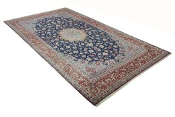 Close-up detail of 1950s Isfahan rug from Iran / Persia showing Cork weave