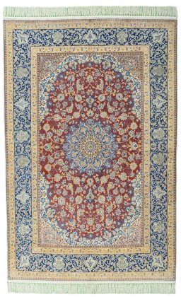 Full view of 1970s Isfahan rug from Iran / Persia, 235 × 155 cm in Red tones