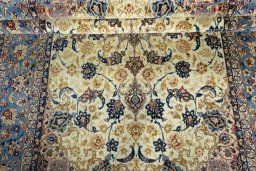Close-up detail of 1950s Isfahan rug from Iran / Persia showing Cork weave