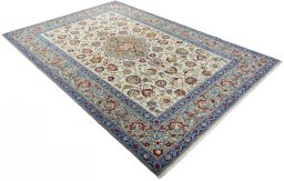 Close-up detail of 1950s Isfahan rug from Iran / Persia showing Wool weave