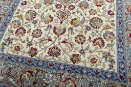 Close-up detail of 1950s Isfahan rug from Iran / Persia showing Wool weave