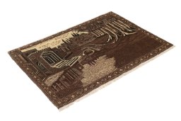 Corner detail of 1920s Kashan rug showing border pattern and Wool pile