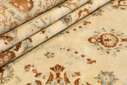 Full view of 1950s Kashan rug from Iran / Persia, 475 × 323 cm in Cream tones