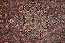 Central medallion detail of New Kashan rug from Iran / Persia