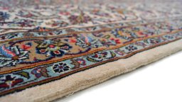 Close-up detail of 1980s Kashan rug from Iran / Persia showing Wool weave