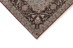 Central medallion detail of 1980s Kashan rug from Iran / Persia
