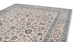Surface texture of 1970s Kashan rug with natural Wool and intricate pattern