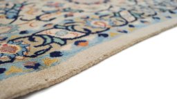 Close-up detail of 1970s Kashan rug from Iran / Persia showing Wool weave