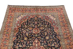 Surface texture of New Kashan rug with natural Wool and intricate pattern