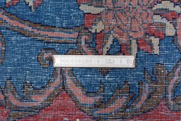 Close-up detail of 1950s Kashan rug from Iran / Persia showing Wool weave