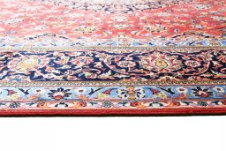 Close-up detail of 2000s Kashan rug from Iran / Persia showing Wool weave