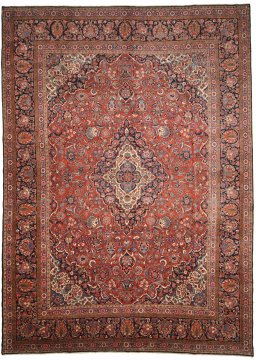 Full view of 1930s Kashan rug from Iran / Persia, 464 × 335 cm in Red tones