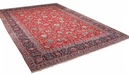 Corner detail of 1930s Kashan rug showing border pattern and Wool pile