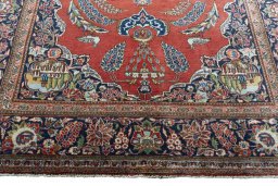 Full view of 1930s Kashan rug from Iran / Persia, 203 × 140 cm in Red tones