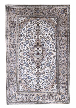 Full view of 2000s Kashan rug from Iran / Persia, 300 × 194 cm in Beige tones