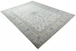 Surface texture of 2000s Kashan rug with natural Wool and intricate pattern