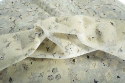 Surface texture of New Kashan rug with natural Wool and intricate pattern