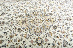 Central medallion detail of 2000s Kashan rug from Iran / Persia