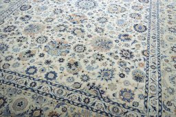Close-up detail of 1950s Kashan rug from Iran / Persia showing Wool weave