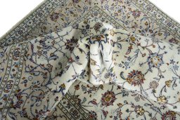 Surface texture of New Kashan rug with natural Wool and intricate pattern