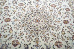 Central medallion detail of New Kashan rug from Iran / Persia