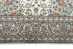 Full view of 2000s Kashan rug from Iran / Persia, 305 × 200 cm in Beige tones