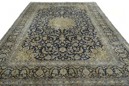 Surface texture of New Kashan rug with natural Cork and intricate pattern