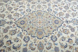 Central medallion detail of New Kashan rug from Iran / Persia