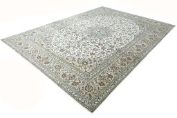 Corner detail of New Kashan rug showing border pattern and Wool pile