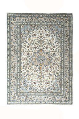 Full view of New Kashan rug from Iran / Persia, 344 × 250 cm in Beige tones