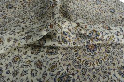Surface texture of New Kashan rug with natural Wool and intricate pattern