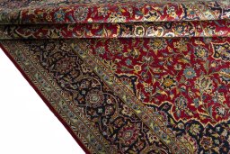 Close-up detail of 2000s Kashan rug from Iran / Persia showing Cork weave