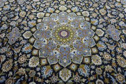 Central medallion detail of New Kashan rug from Iran / Persia