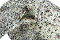 Surface texture of New Kashan rug with natural Wool and intricate pattern