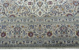 Full view of 2000s Kashan rug from Iran / Persia, 400 × 300 cm in Beige tones