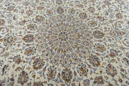 Central medallion detail of 2000s Kashan rug from Iran / Persia