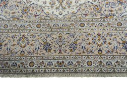 Full view of 2000s Kashan rug from Iran / Persia, 413 × 295 cm in Beige tones