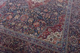 Close-up detail of 1930s Kashan rug from Iran / Persia showing Wool weave