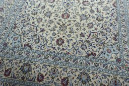 Close-up detail of 2000s Kashan rug from Iran / Persia showing Wool weave