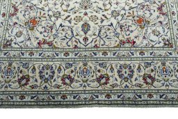 Full view of 2000s Kashan rug from Iran / Persia, 292 × 196 cm in Beige tones