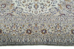 Full view of 2000s Kashan rug from Iran / Persia, 400 × 290 cm in Beige tones