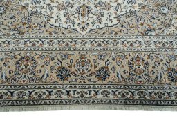 Full view of 2000s Kashan rug from Iran / Persia, 418 × 295 cm in Beige tones